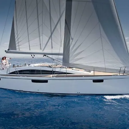 보트호텔 Bavaria 46 Cruiser 만갈리아